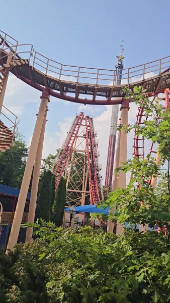 Six Flags